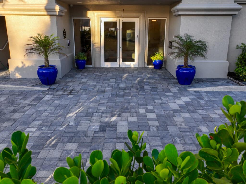 Vanderbilt Condo Association's Stunning Driveway & Pool Deck
